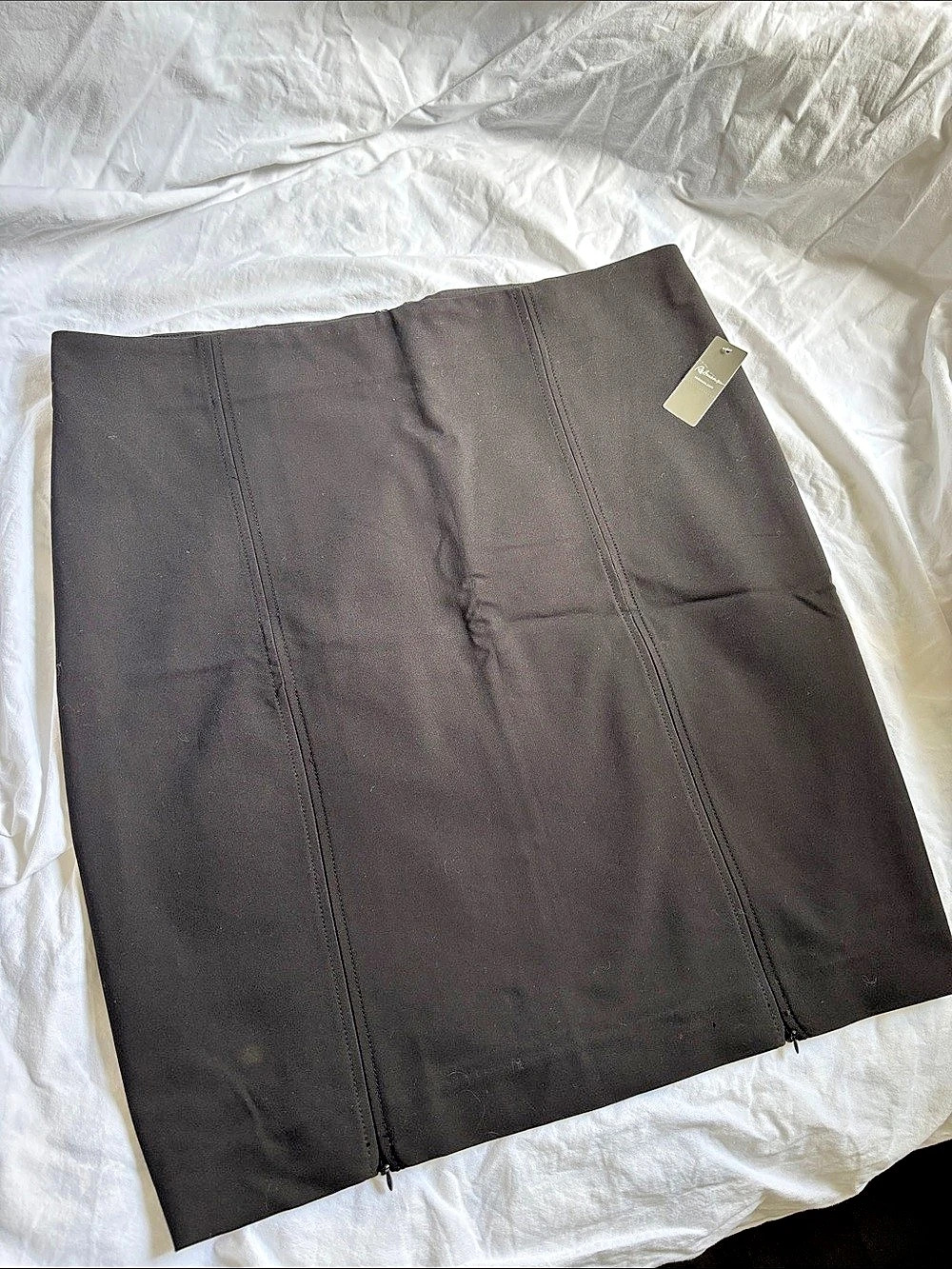 BNWT Reitmans Seamed black Mini Skirt Size 15
